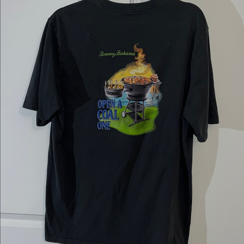 Gray Tommy Bahama Open a Coal One bbq Party Grilling Pocket T Shirt L men’s